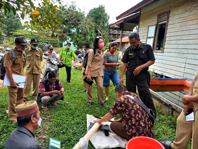 Pelatihan budidaya ikan dan pembuatan pakan alternatif