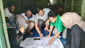 Pertemuan dengan Nelayan di Sumber Sari. Foto: Konsorsium Yasiwa-Yayasan Ulin